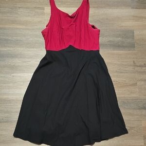 Chic Women's Red and Black Midi Dress